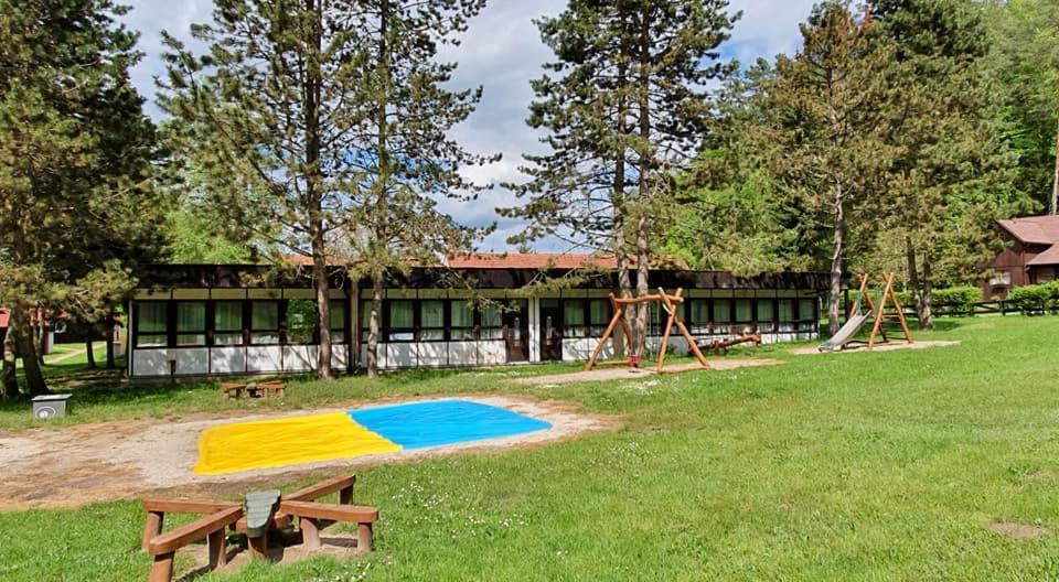 Hotel Rekreacni Areal Prihrazy Zdar  Exterior foto